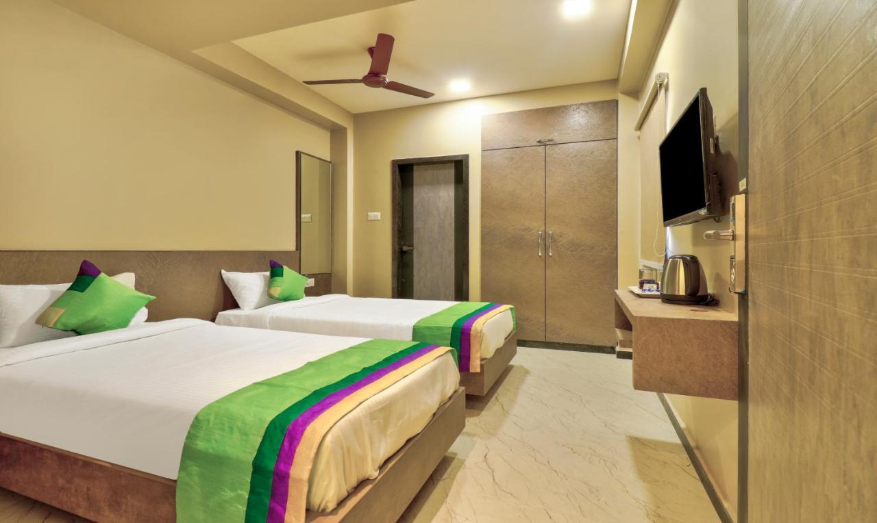 Treebo Sriz Cozy Seethamadhara Visakhapatnam Ngoại thất bức ảnh